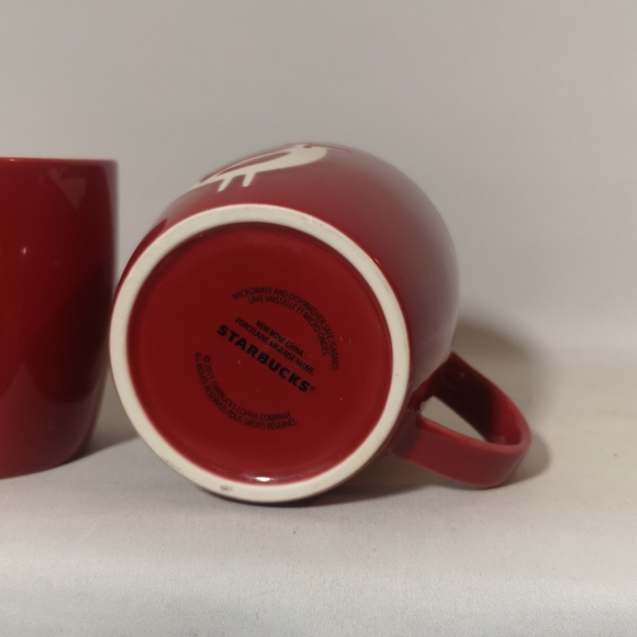 Set of Two Retired Starbucks New Bone China Coffee Tea Mugs, Red w Bird Design - Picture 4 of 4